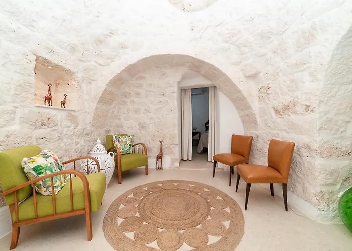 Euphorbia 别墅 奥斯图尼